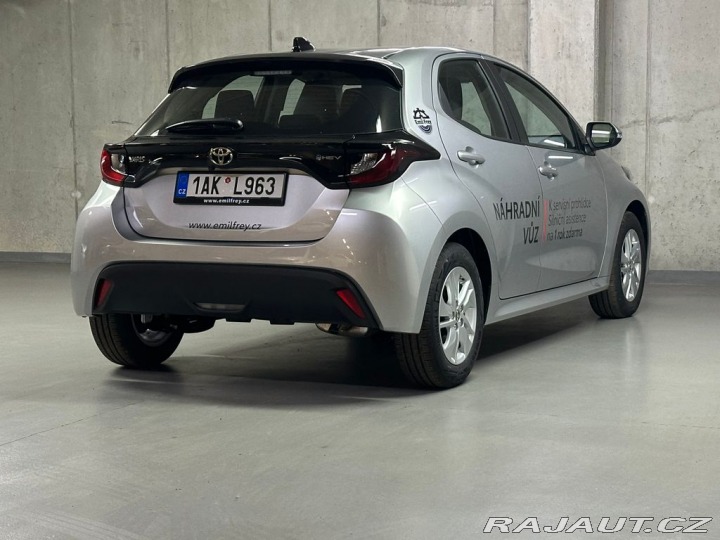 Toyota Yaris Comfort 1.5 Hybrid e-CVT 1800