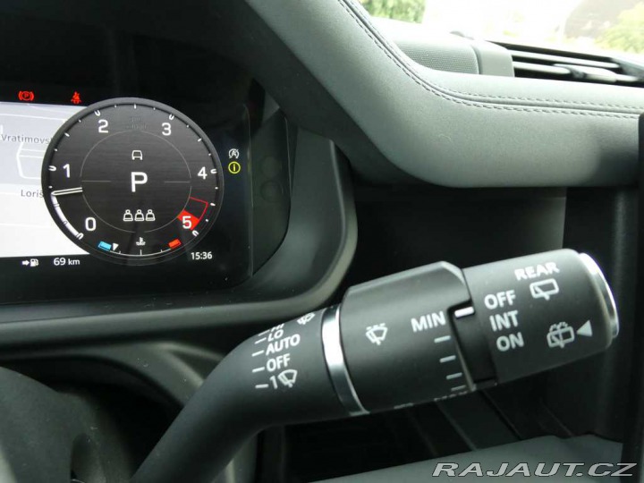 Land Rover Defender 110 3,0 X-Dynamic SE D200 2026