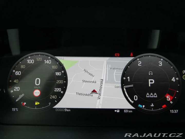 Land Rover Defender 110 3,0 X-Dynamic SE D200 2026