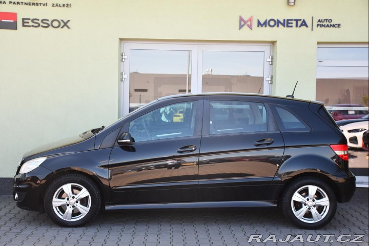 Mercedes-Benz B 180CDI NAVI P.SENZORY 2XK 2011