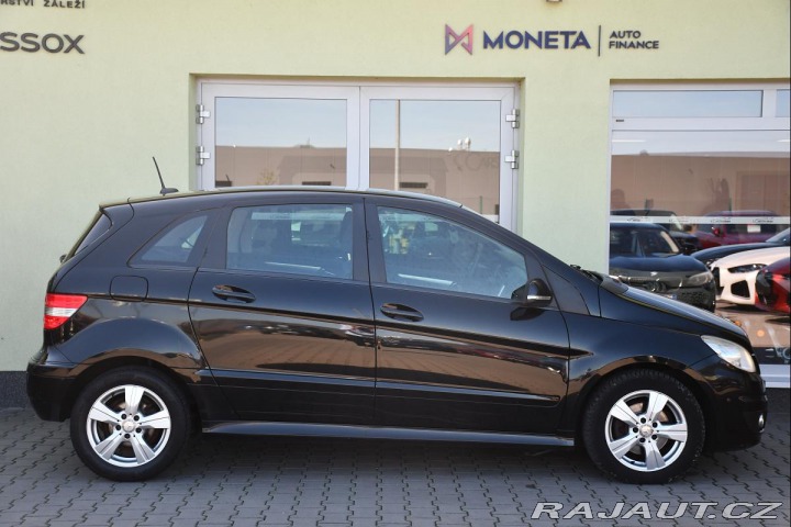 Mercedes-Benz B 180CDI NAVI P.SENZORY 2XK 2011