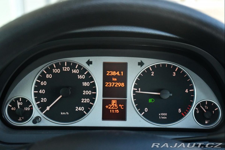 Mercedes-Benz B 180CDI NAVI P.SENZORY 2XK 2011