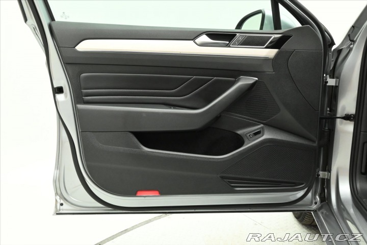 Volkswagen Passat 2,0 TDI 140kW DSG Eleganc 2020