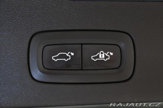 Volvo V60 2,0 D4 140 KW AT/8 Záruka 2019