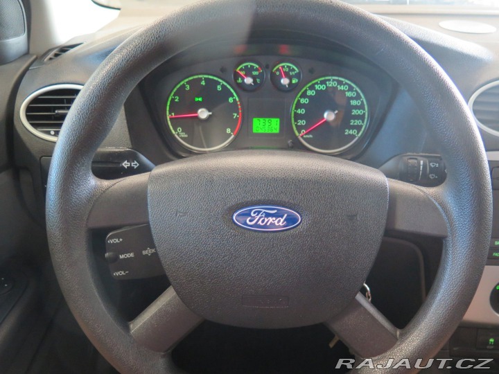 Ford Focus 1.6,klima,senzory,jen45.3 2006