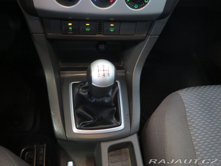 Ford Focus 1.6,klima,senzory,jen45.3 2006