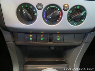 Ford Focus 1.6,klima,senzory,jen45.3 2006