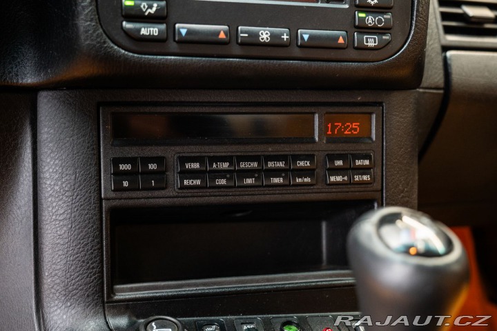 BMW M3 E36 Manuál 1800