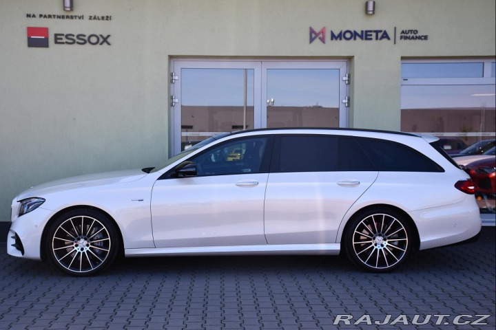 Mercedes-Benz E 43 AMG 4M PANO REZERVACE 2017