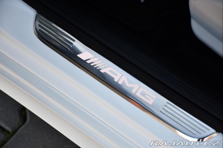 Mercedes-Benz E 43 AMG 4M PANO HUD TAŽNÉ 2017