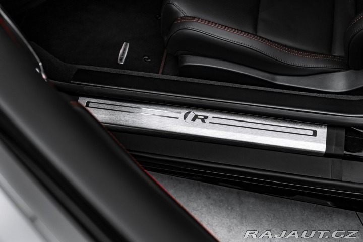 Jaguar F-Type R AWD coupe Performance 1800