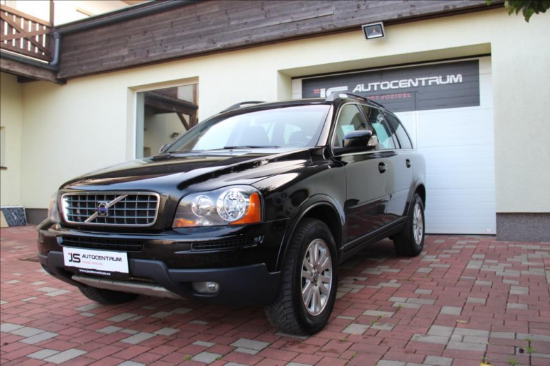 Volvo XC90 2,4 D5 185PS  Momentum A/