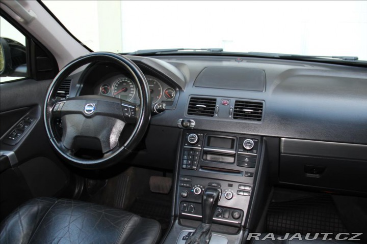 Volvo XC90 2,4 D5 185PS Momentum A/ 2007