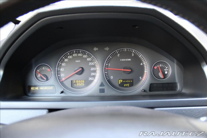 Volvo XC90 2,4 D5 185PS Momentum A/ 2007