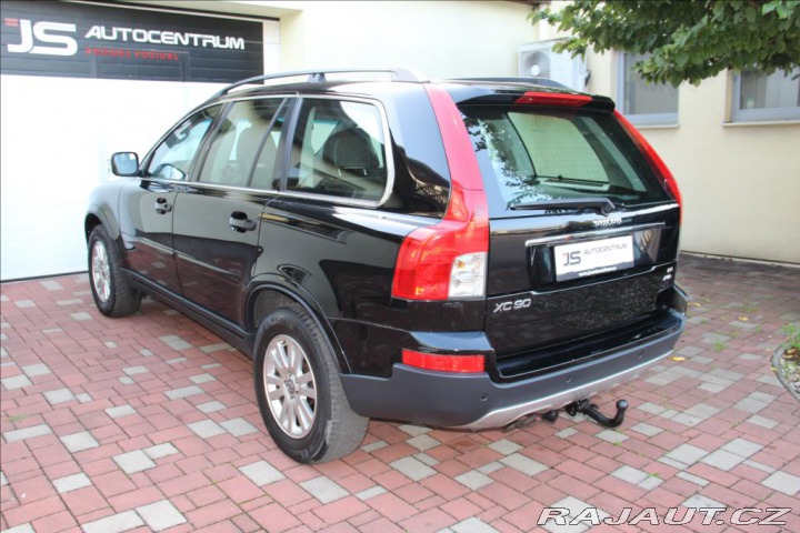 Volvo XC90 2,4 D5 185PS Momentum A/ 2007