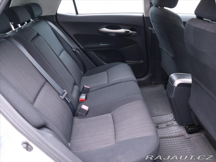 Toyota Auris 2,0 D-4D 93kW Aut.Klima N 2007
