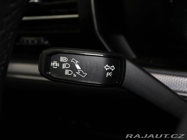 Volkswagen Touareg 3,0 TDi 210kW R-Line 56tk 2023