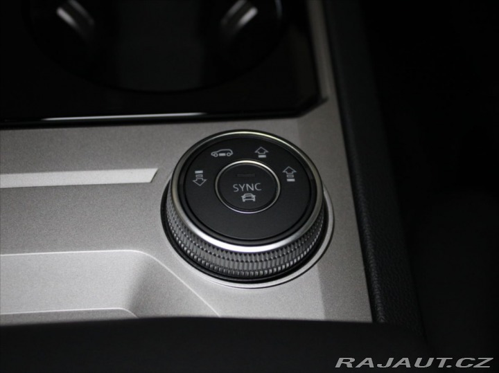 Volkswagen Touareg 3,0 TDi 210kW R-Line 55tk 2023