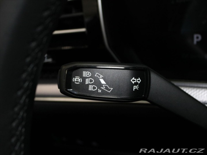 Volkswagen Touareg 3,0 TDi 210kW R-Line 55tk 2023