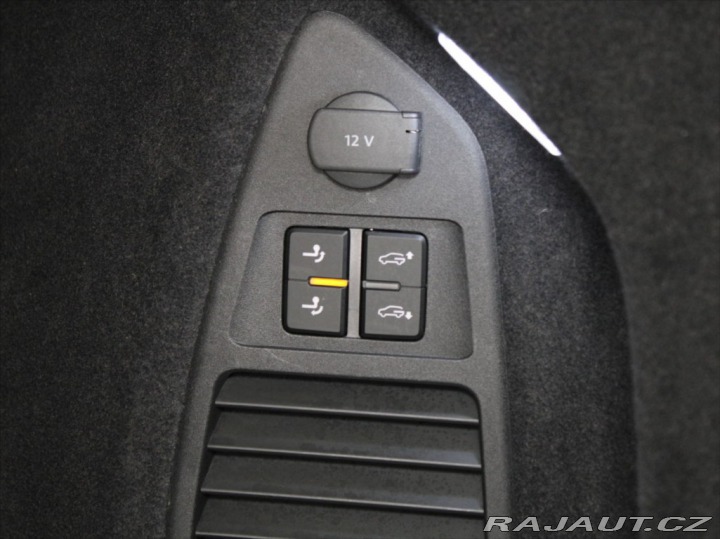 Volkswagen Touareg 3,0 TDi 210kW R-Line 55tk 2023