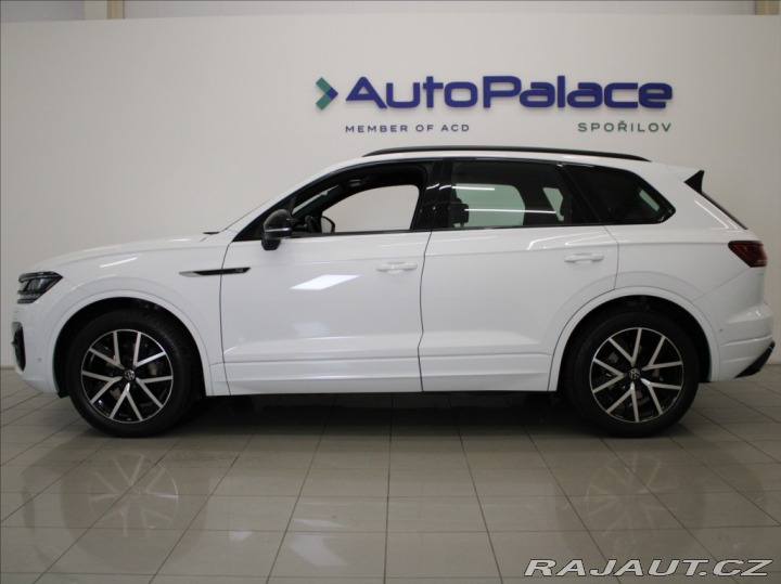 Volkswagen Touareg 3,0 TDi 210kW R-Line 55tk 2023