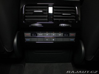 Volkswagen Touareg 3,0 TDi 210kW R-Line 55tk 2023