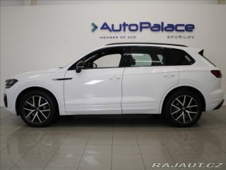 Volkswagen Touareg 3,0 TDi 210kW R-Line 55tk 2023
