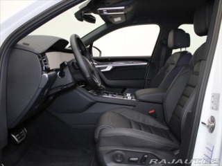 Volkswagen Touareg 3,0 TDi 210kW R-Line 55tk 2023