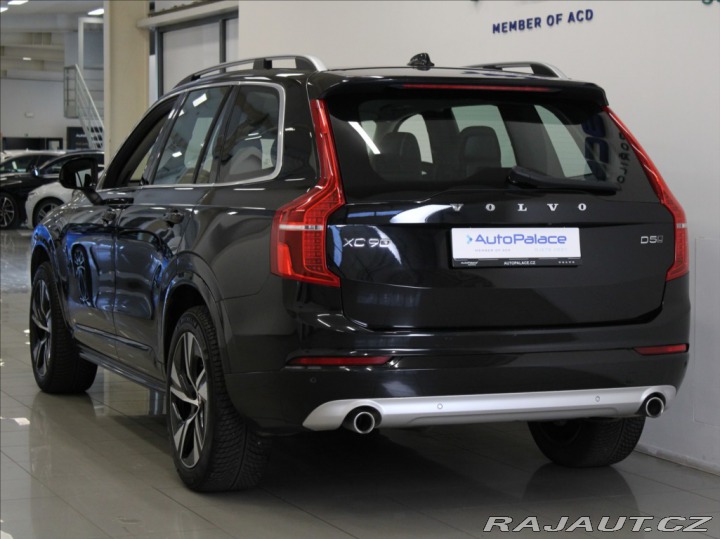 Volvo XC90 2,0 D5 AWD Mom. Tažné Pam 2019