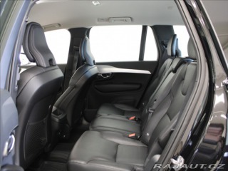 Volvo XC90 2,0 D5 AWD Mom. Tažné Pam 2019