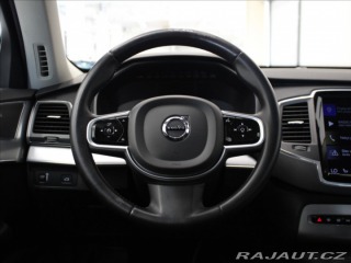 Volvo XC90 2,0 D5 AWD Mom. Tažné Pam 2019