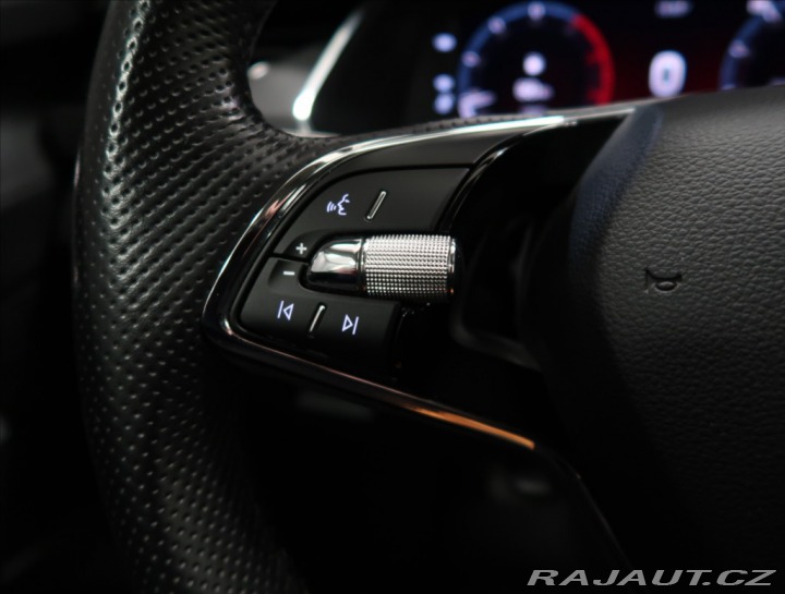 Škoda Octavia 2,0 TDI ČR 1 MAJITEL DPH 2021