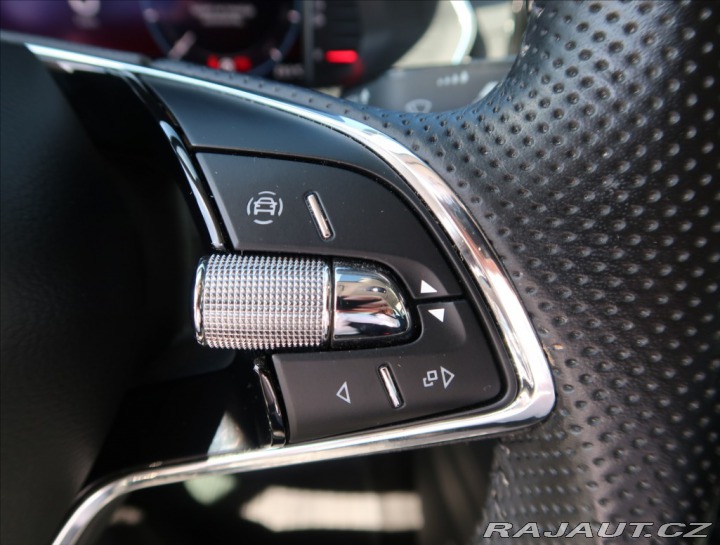 Škoda Octavia 2,0 TDI ČR 1 MAJITEL 2021