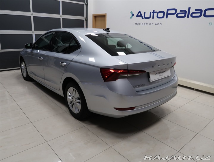 Škoda Octavia 2,0 TDI ČR 1 MAJITEL DPH 2021
