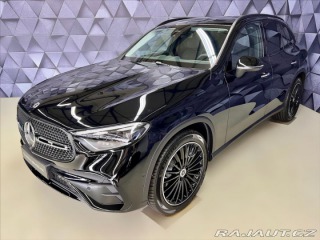 Mercedes-Benz GLC 220d 4MATIC AMG, LED, TAŽ 2025