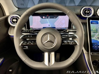 Mercedes-Benz GLC 220d 4MATIC AMG, LED, TAŽ 2025