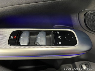 Mercedes-Benz GLC 220d 4MATIC AMG, LED, TAŽ 2025