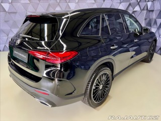 Mercedes-Benz GLC 220d 4MATIC AMG, LED, TAŽ 2025