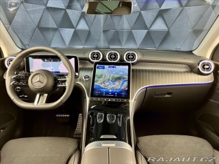 Mercedes-Benz GLC 220d 4MATIC AMG, LED, TAŽ 2025