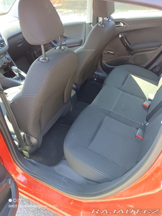 Peugeot 208 1,2 81Kw, automat 2015