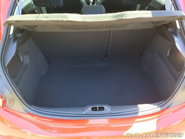 Peugeot 208 1,2 81Kw, automat 2015