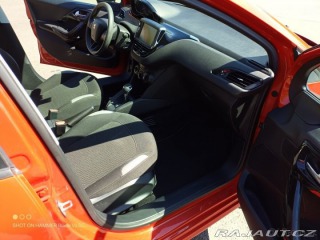 Peugeot 208 1,2 81Kw, automat 2015