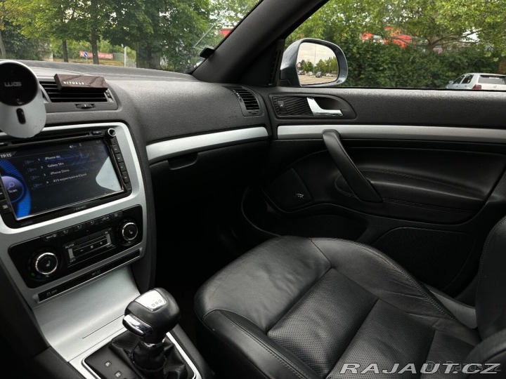 Škoda Octavia 2,0 VRS 2011