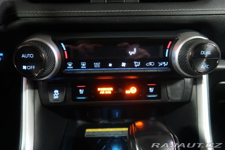 Toyota RAV4 2.5Hybrid,CZ,1Maj,Exekuti 2021