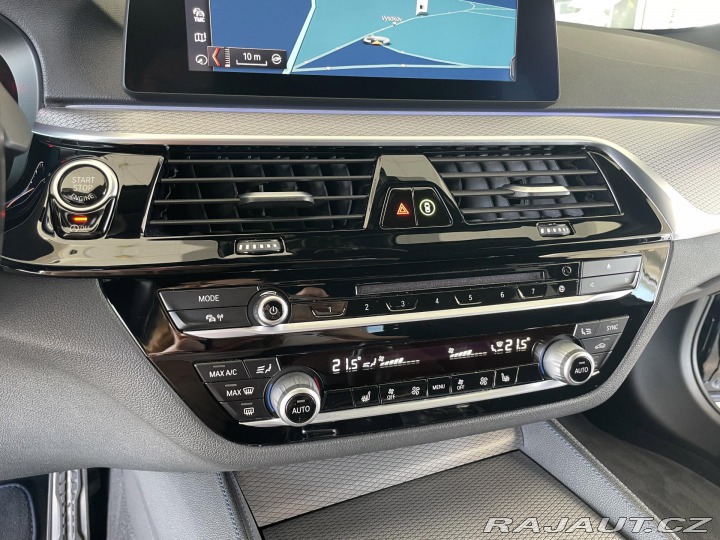 BMW 5 530d xDrive*M-SPORT*Perfo 2019