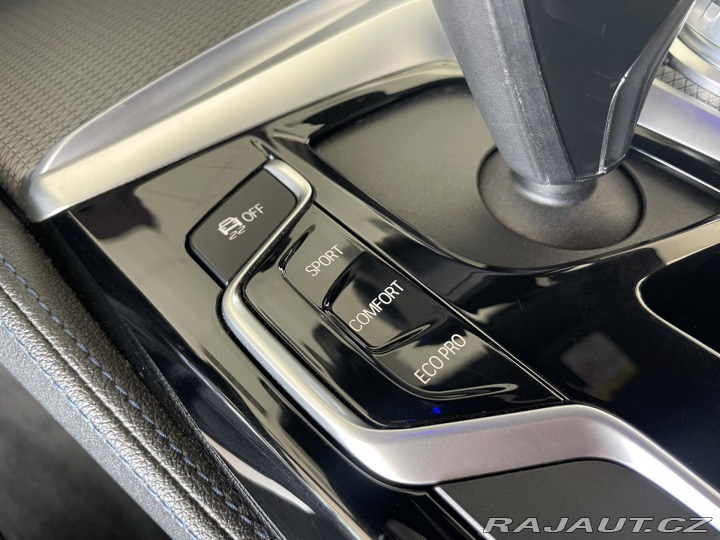 BMW 5 530d xDrive*M-SPORT*Perfo 2019