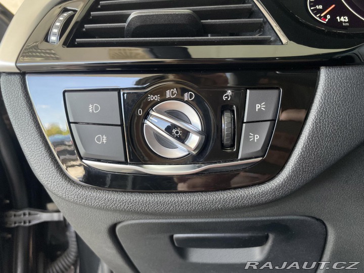 BMW 5 530d xDrive*M-SPORT*Perfo 2019