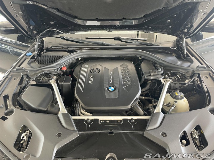 BMW 5 530d xDrive*M-SPORT*Perfo 2019
