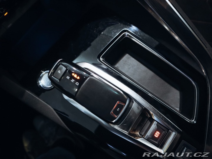 Peugeot 5008 2.0 BlueHDi EAT8 GT Line 2020