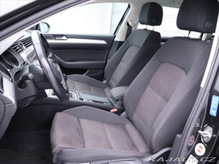 Volkswagen Passat 2,0 TDI 110kW Comfort Nav 2019